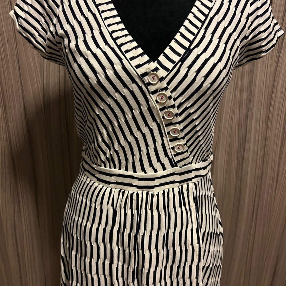 Maeve Anthropologie Paladino Faux Wrap Dress Black White S Small NWT $138 - Picture 3 of 7